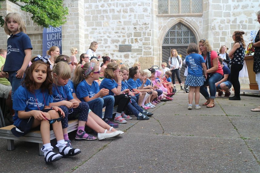 Kreiskirchentag vor der Nordh&auml;user Blasiikirche