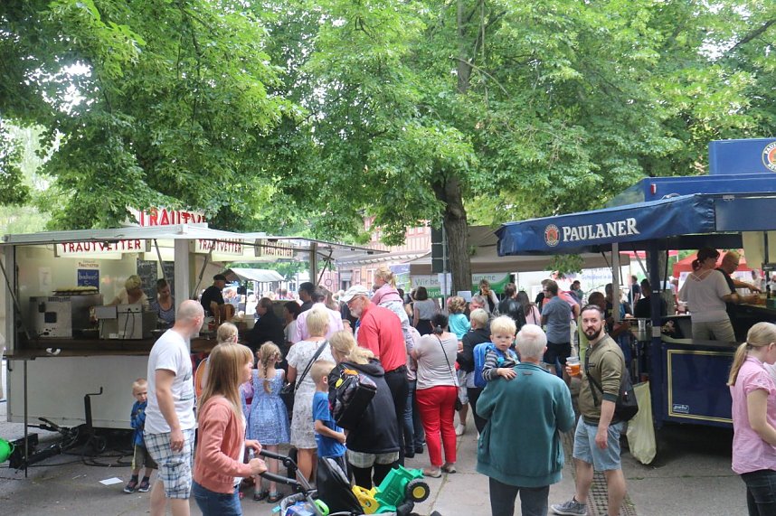 Kreiskirchentag vor der Nordh&auml;user Blasiikirche
