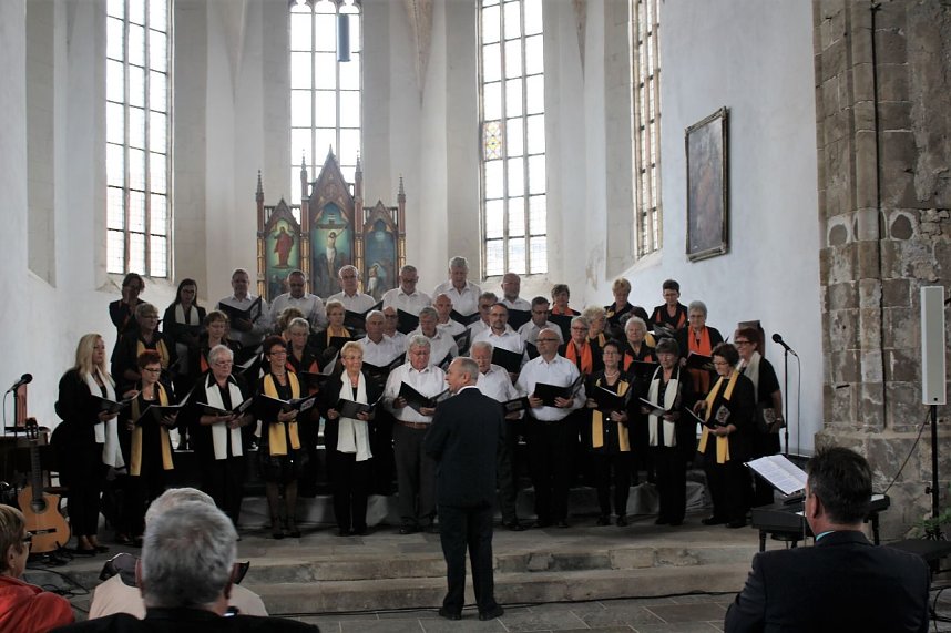 Begeisterndes Konzert in Ellricher Kirche