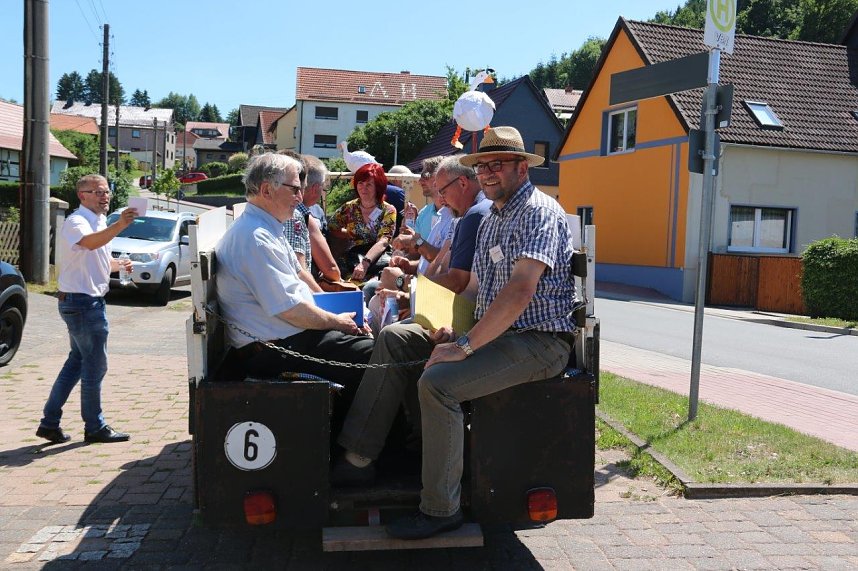 Jury auf Tour durch Appenrode