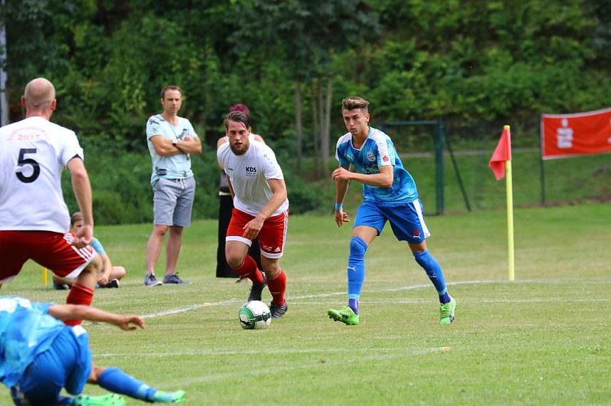Wacke gewinnt 7:1 gegen eine S&uuml;dharz-Auswahl