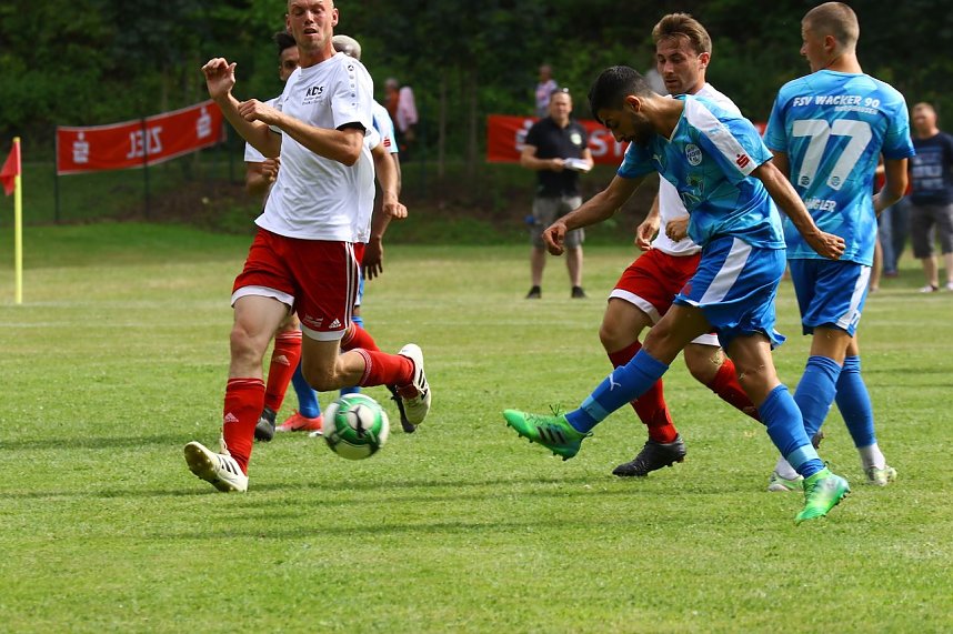 Wacke gewinnt 7:1 gegen eine S&uuml;dharz-Auswahl