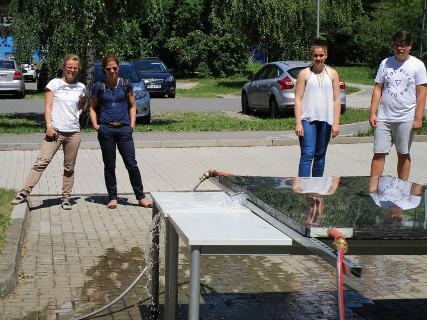 Dr. Stephanie Kowitz-Harms, Koordinatorin der MINT-Regionen, besuchte die Hochschule Nordhausen und die Kindertagesst&auml;tte Kleine Entdecker in Gro&szlig;wechsungen