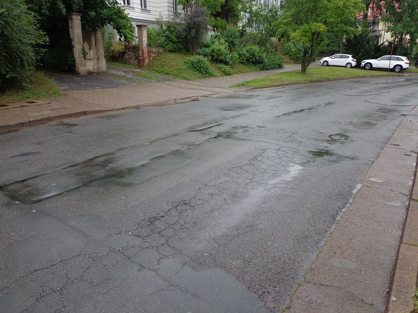 Stra&szlig;enzustand macht vielen Genossen Sorgen