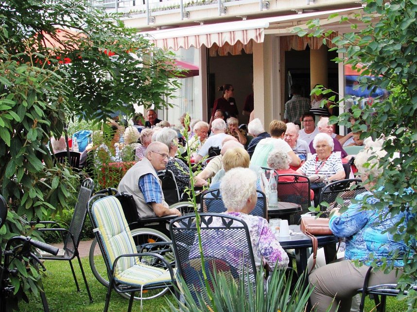 Sommerfest im Seniorenzentrum "Katharina von Bora"