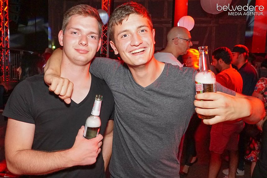 Party im Jugendclubhaus in Nordhausen - der Samstag