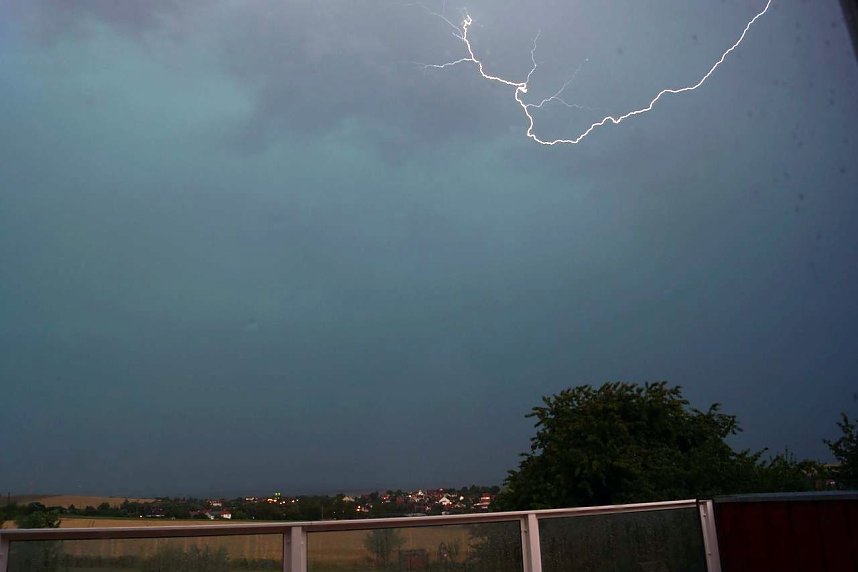 Unwetter &uuml;ber Bleicherode und von Schate in Richtung Werther