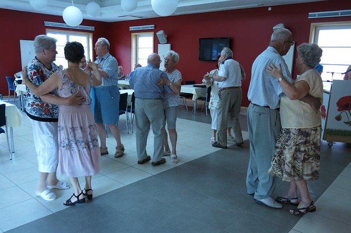 Tanz-Caf&eacute; im Pavillon