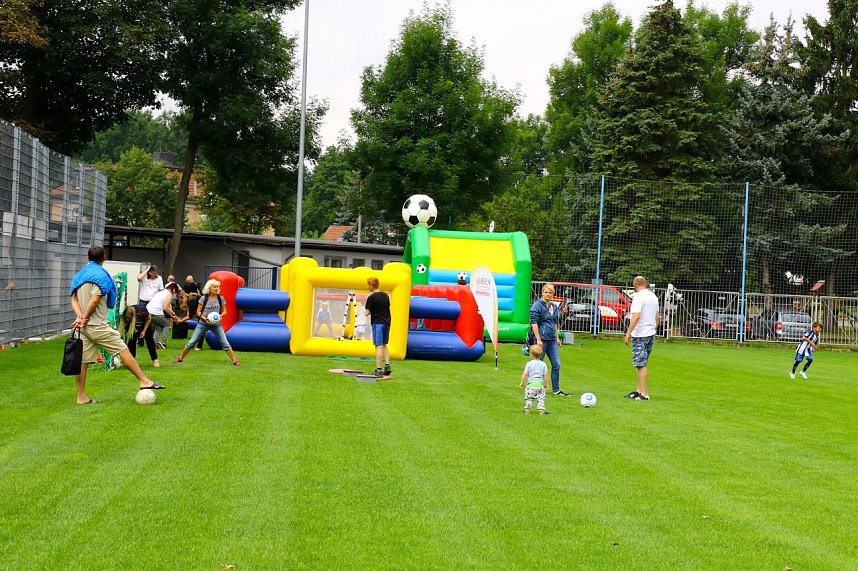 Fanfest und Test gegen Plauen