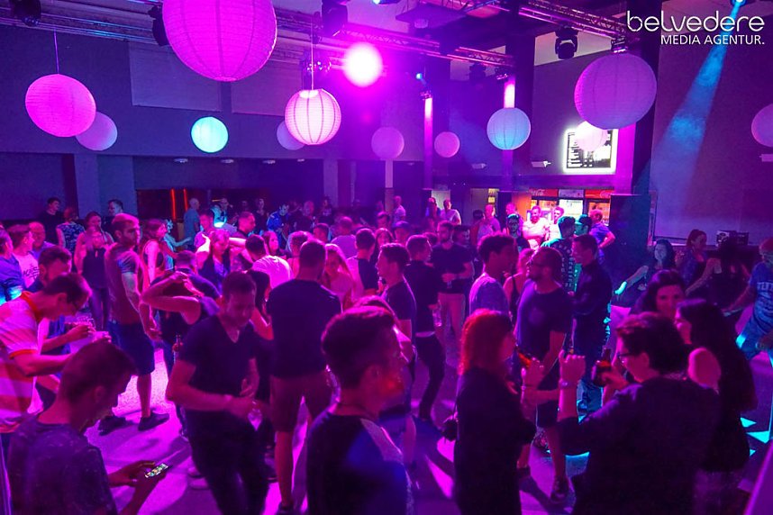 Party im Jugendclubhaus in Nordhausen - der Samstag