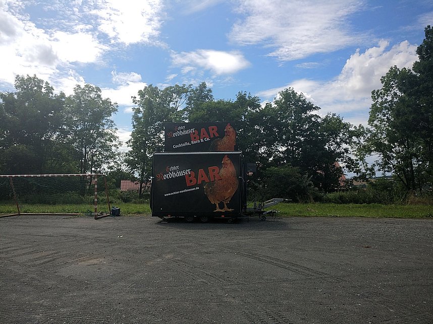 Die ersten Aufbauarbeiten