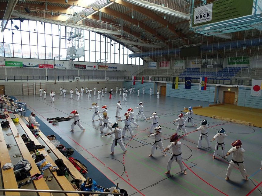 Der Nordh&auml;user Karate Do Kwai lud zum internationalen Trainingslager