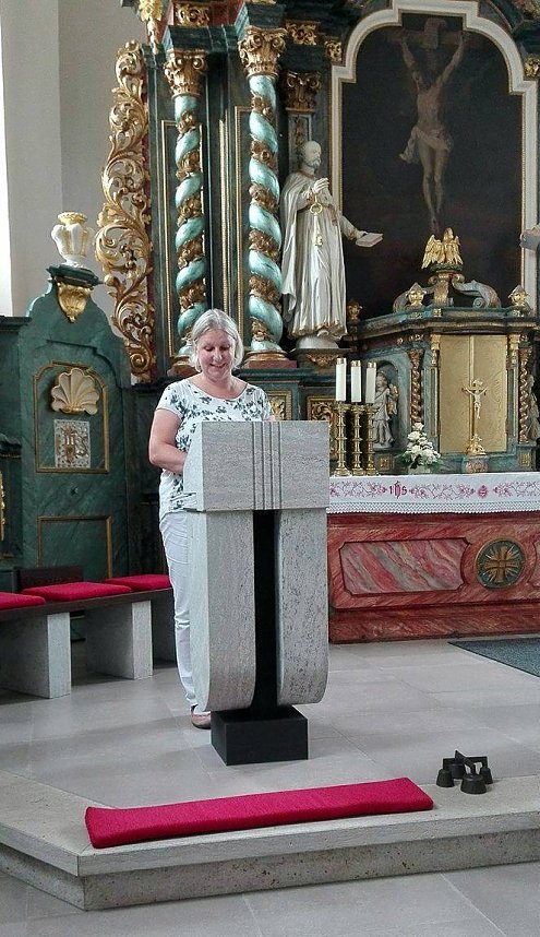 33 erwartungsvolle Mitglieder der Kirchengemeinde Blasii-Altendorf genossen letzte Woche einen gemeinsamen Ausflug in das Eichsfeld.