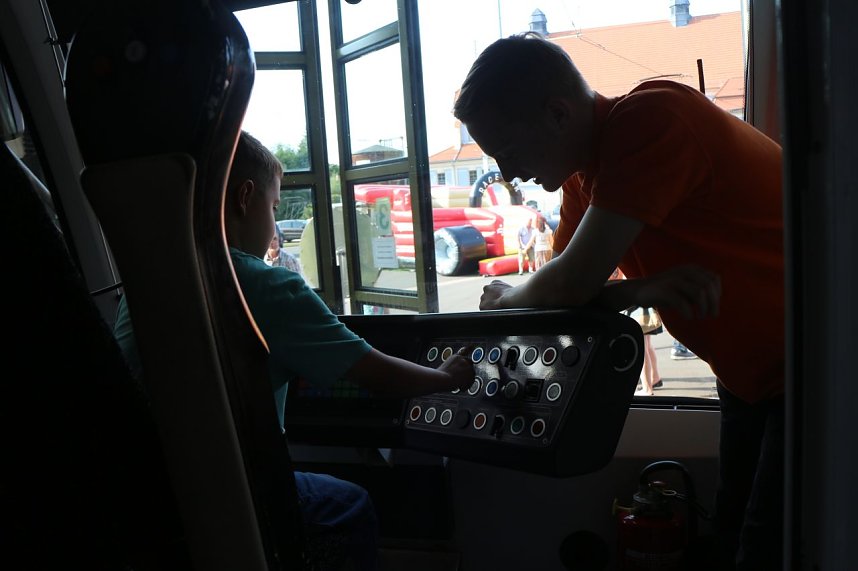 Tag der offenen T&uuml;r im Stra&szlig;enbahndepot