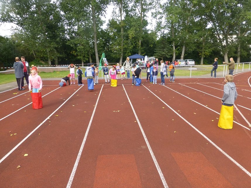 Schulanfangsaktionstag auf dem Hohekreuz-Sportplatz