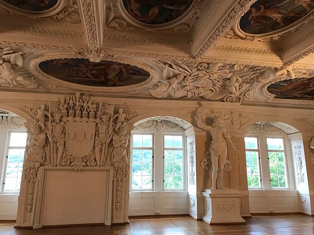 Tanzen im Park Hohenrode