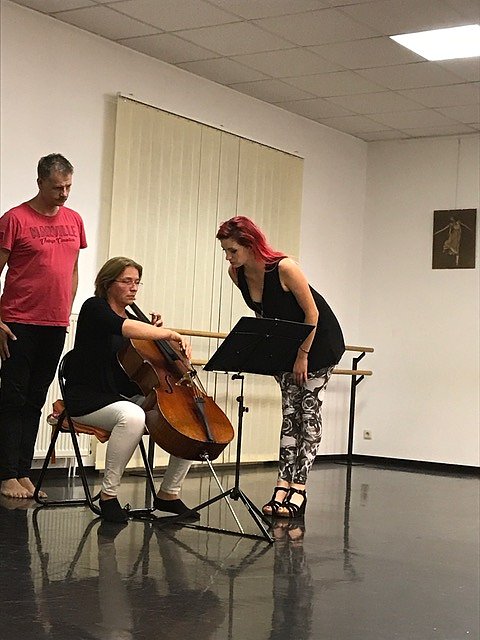 Tanzen im Park Hohenrode