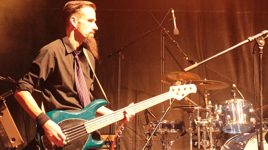 Jazz-Attack auf dem Hof der Jugendkunstschule Nordhausen