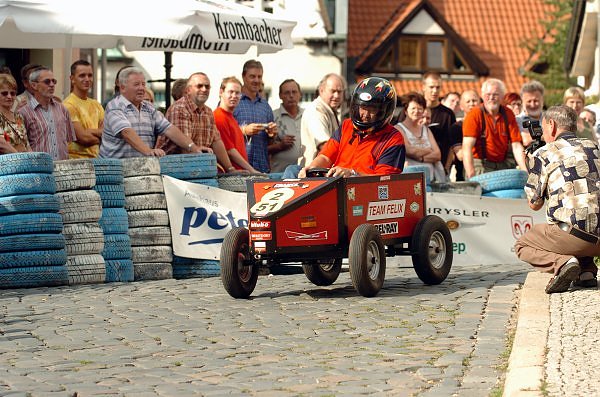 Seifenkistenrennen in der Altstadt 2006