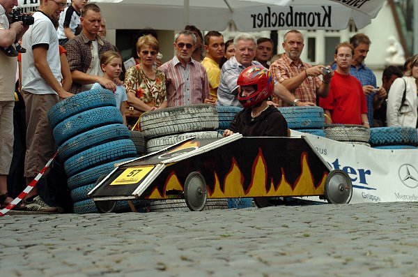 Seifenkistenrennen in der Altstadt 2006