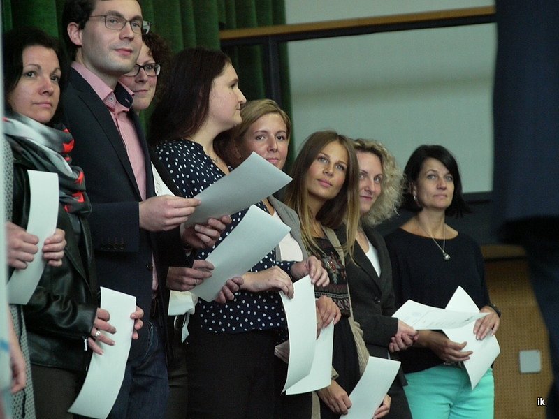 Verbeamtung von &uuml;beer 350 Lehrerinnen und Lehrern