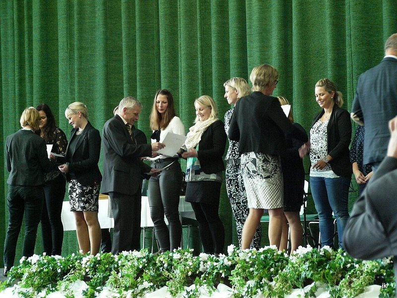 Verbeamtung von &uuml;beer 350 Lehrerinnen und Lehrern