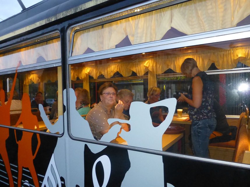 Musikalische Stra&szlig;enbahnfahrt