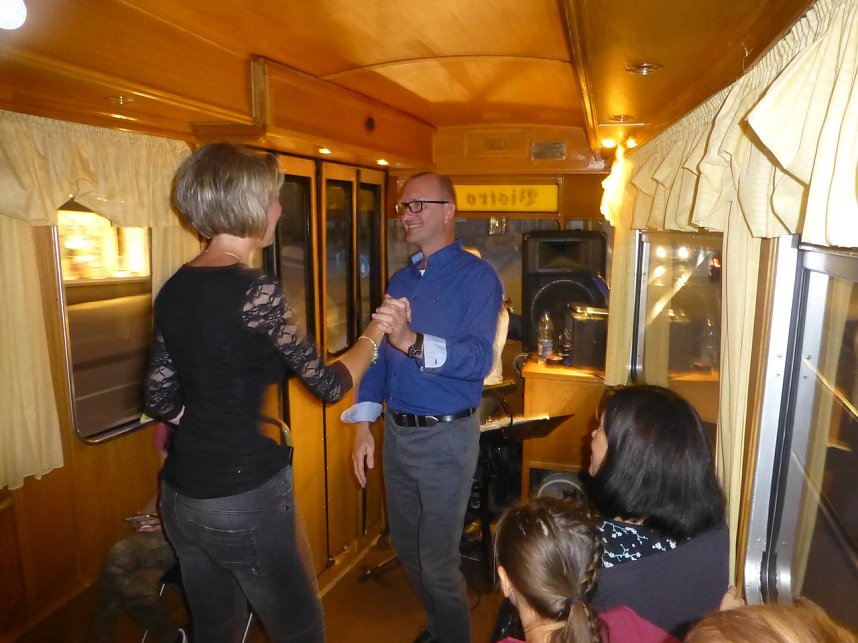 Musikalische Stra&szlig;enbahnfahrt