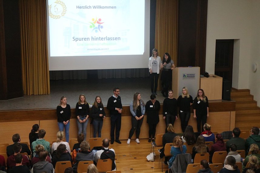 Spuren hinterlassen - mit fast 200 Studierenden war der Andrang so gro&szlig; wie noch nie
