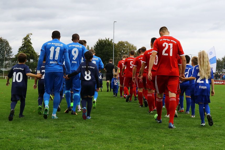 Wacker gewinnt 8:0 bei Erfurt-Nord