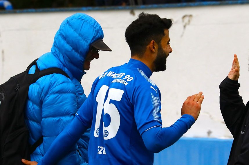 Wacker gewinnt 8:0 bei Erfurt-Nord