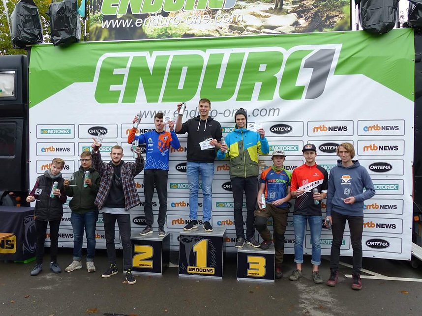 Erik Wetzel gewinnt die bei den Junioren