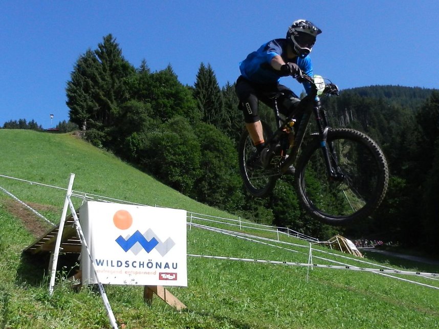 Erik Wetzel gewinnt die bei den Junioren