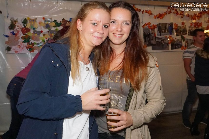 Kirmestanz im Samstagabend