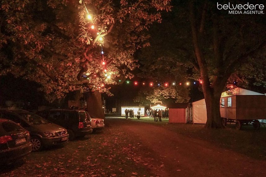 Kirmestanz im Samstagabend