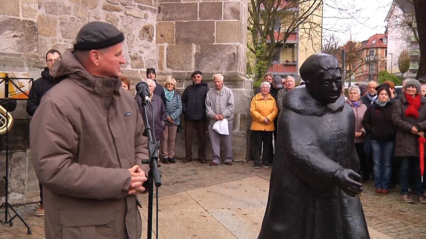 Luther-Denkmal vor der Blasii-Kirche eingeweiht