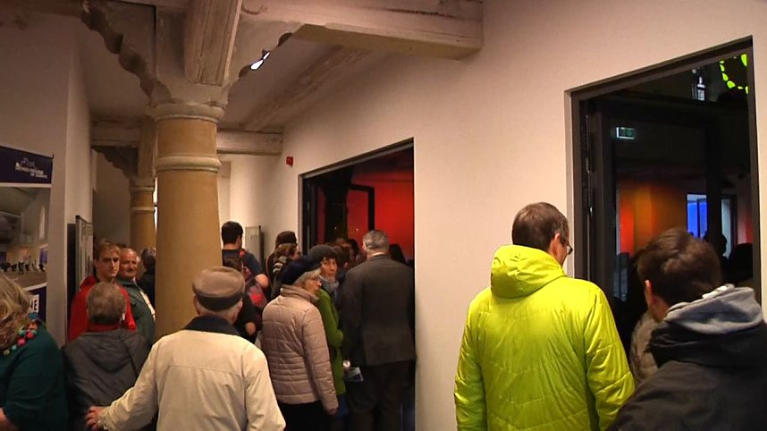 Junge Christen &uuml;bernehmen in der Altendorfer Kirche