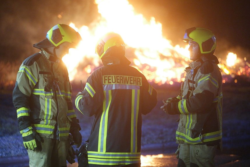 Gro&szlig;&uuml;bung der Nordh&auml;user Wehren