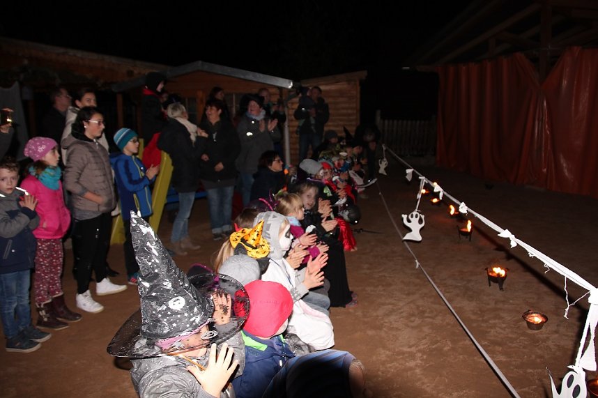 Gruselstimmung im Kinderhaus