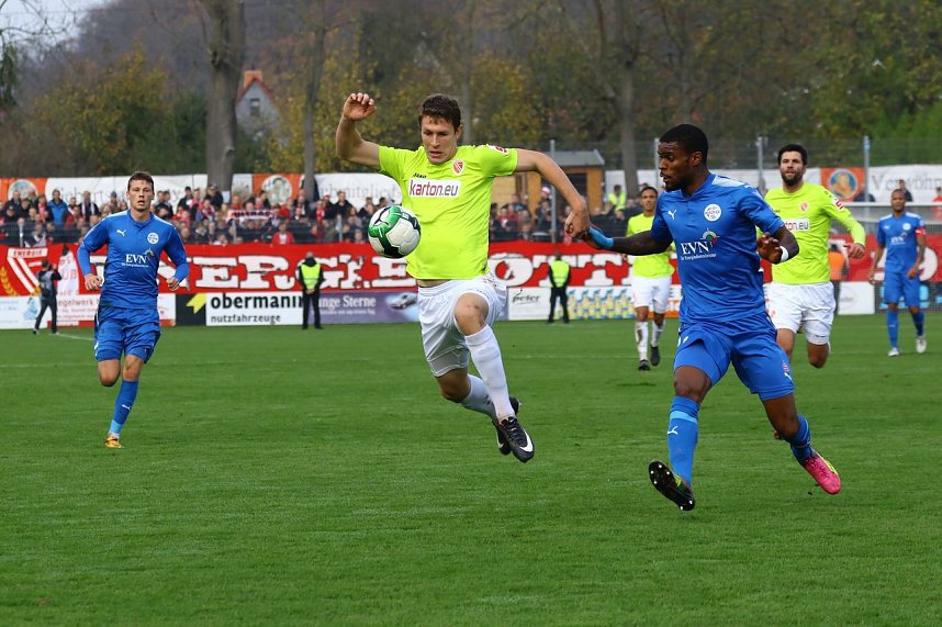 Unentschieden im Spitzenspiel