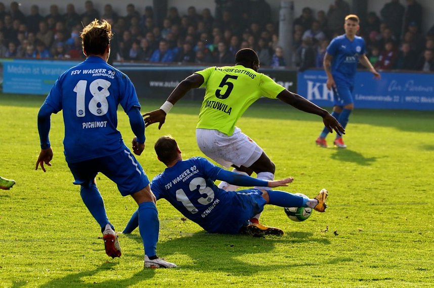 Unentschieden im Spitzenspiel