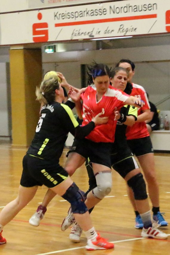 NSV Handball Damen: zu viele klare Torchancen unkonzentriert vergeben