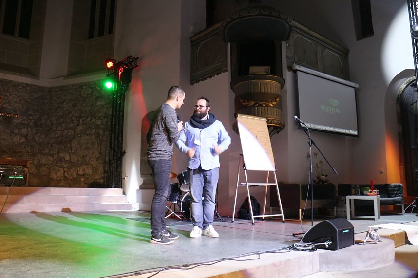 Poetry Slam in der Altendorfer Kirche