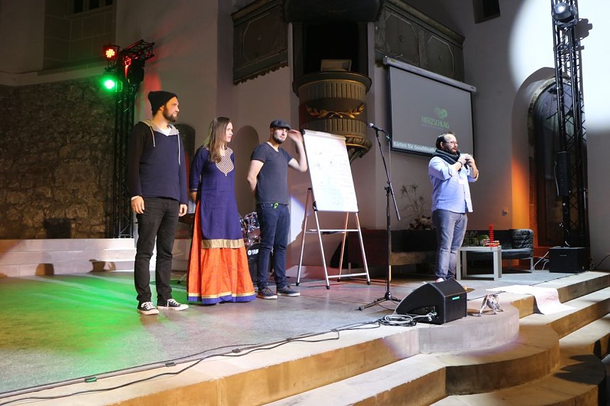 Poetry Slam in der Altendorfer Kirche