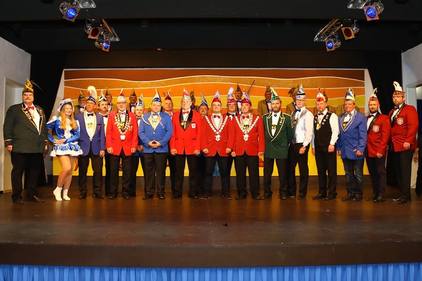 Ausgelassene Stimmung in der Festhalle