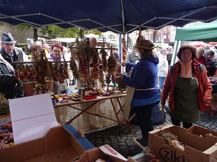 Tr&auml;nen auf dem Markt
