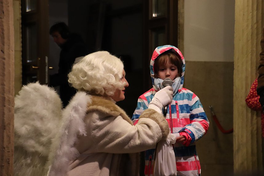 Am Theater und an der Kirche