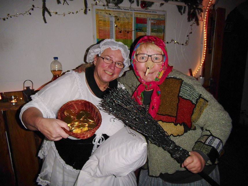 Lebendiger Adventskalender in Harztor