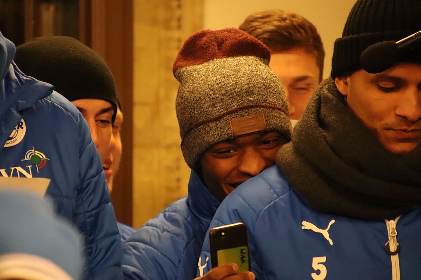 Wacker singt Weihnachtslieder