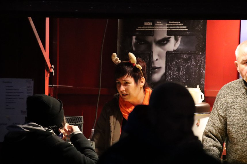 Wacker singt Weihnachtslieder